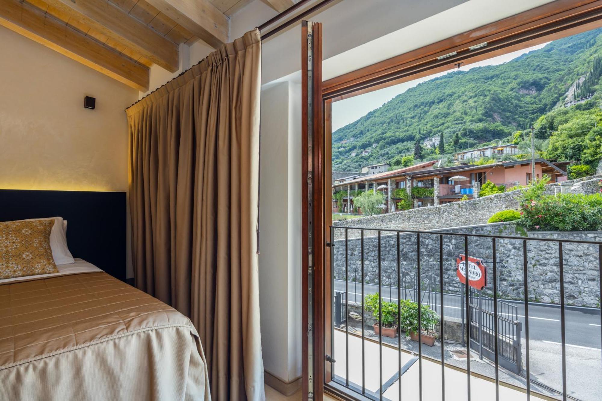 Hotel Meandro - Lake View Gargnano Rom bilde